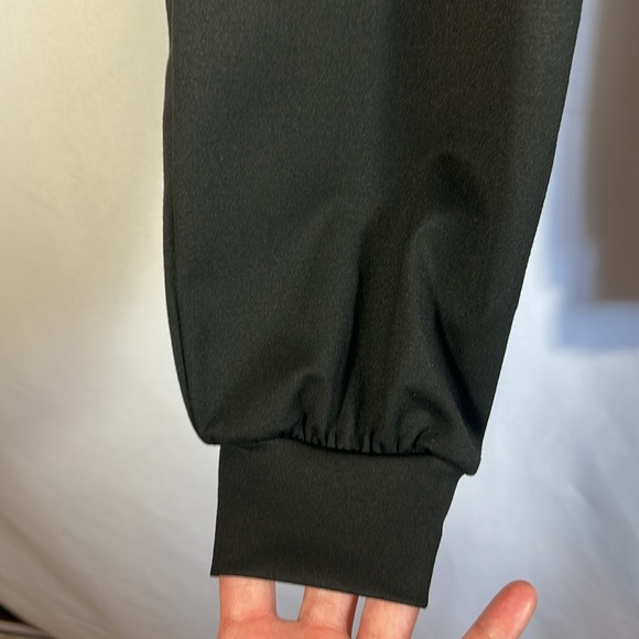 Zyia Active Black Grounded Jogger Pants NWT - Picture 4 of 8
